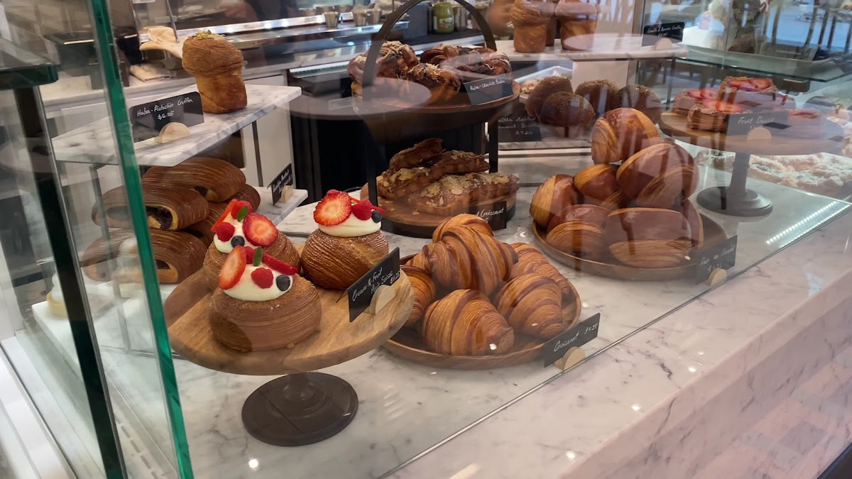 Nonni Cafe & Bakery - 2