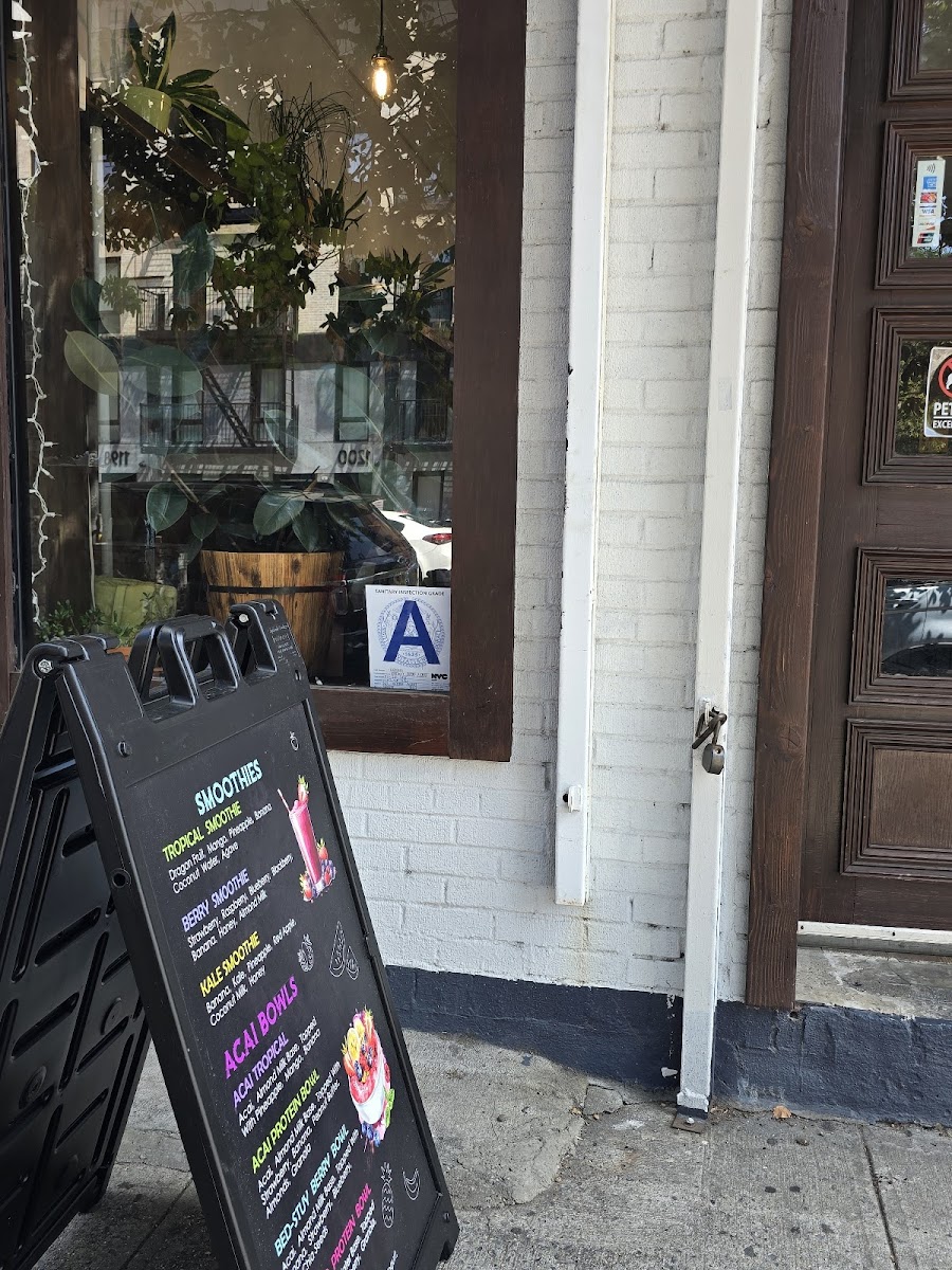 Martha's Pastries and Cafe - 7