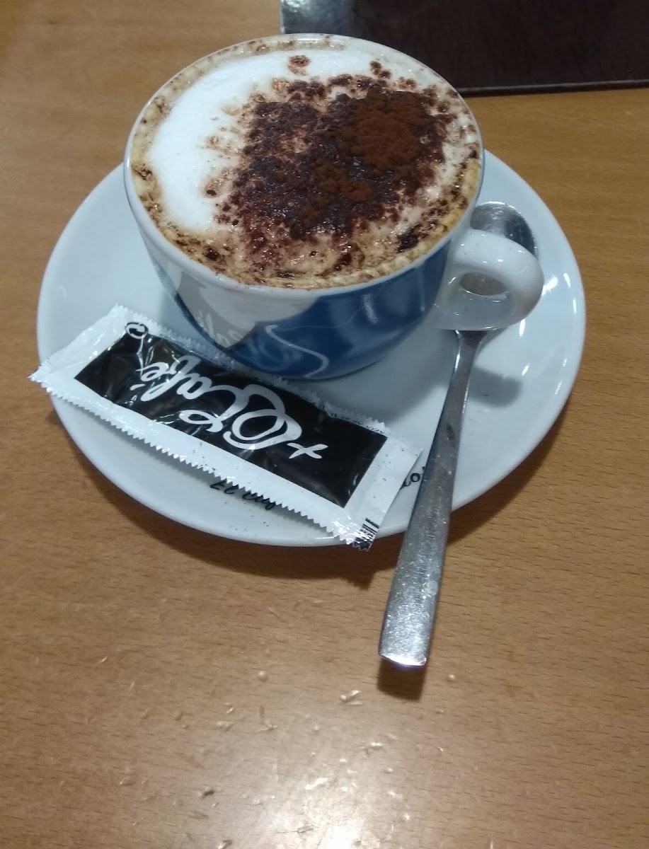 Heladeria Cafetería +Qcafe - 9