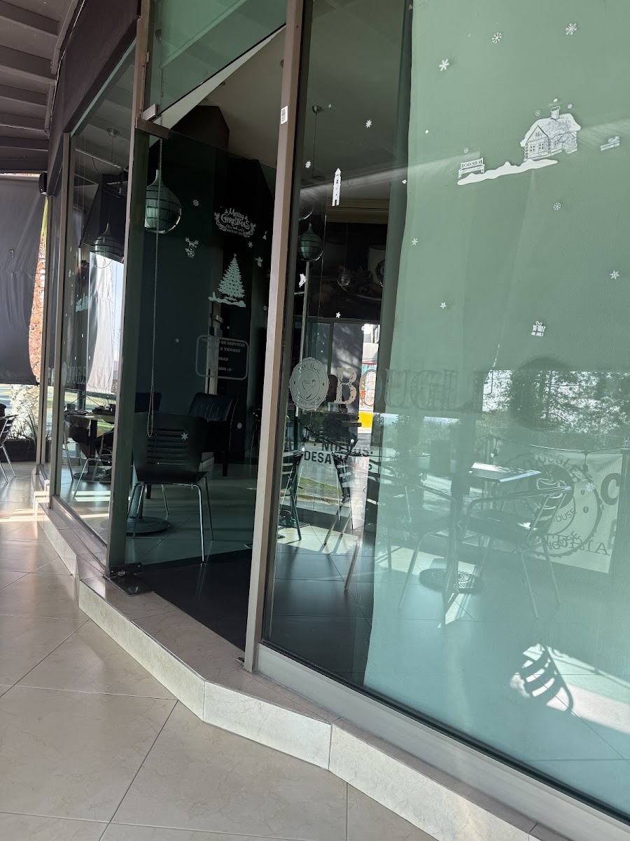 Bougle Coffee - 4