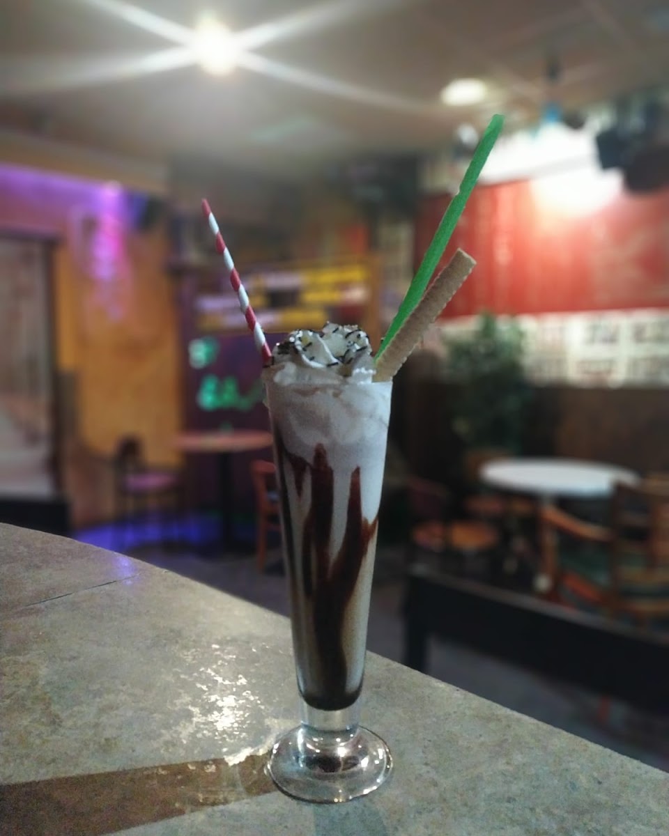 Disco Bar Hörus COFFEE & cocktail - 2