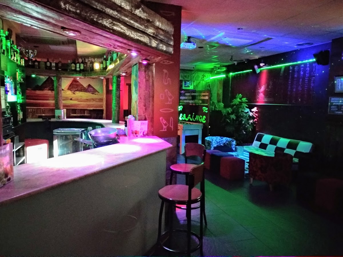 Disco Bar Hörus COFFEE & cocktail - 3