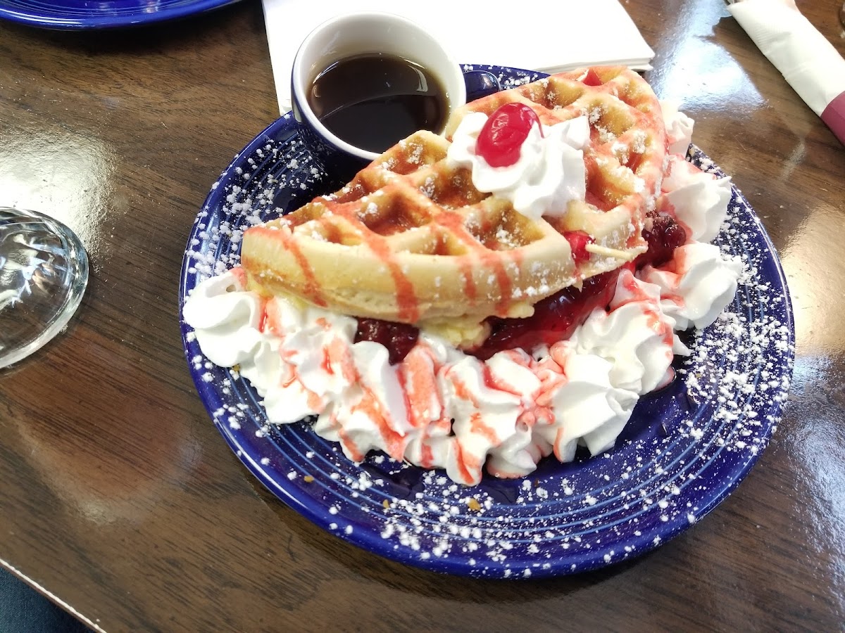 Jewelstone Café and Waffle Bar - 4