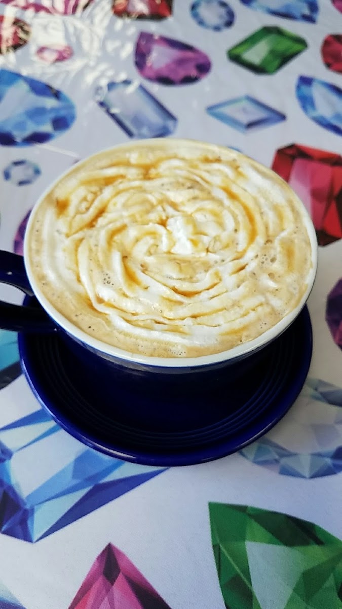 Jewelstone Café and Waffle Bar - 6