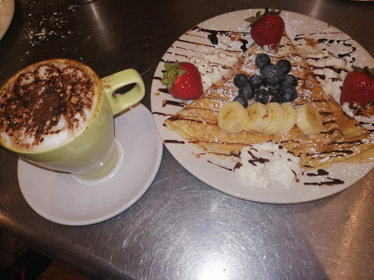 Fenton Cafe - 3