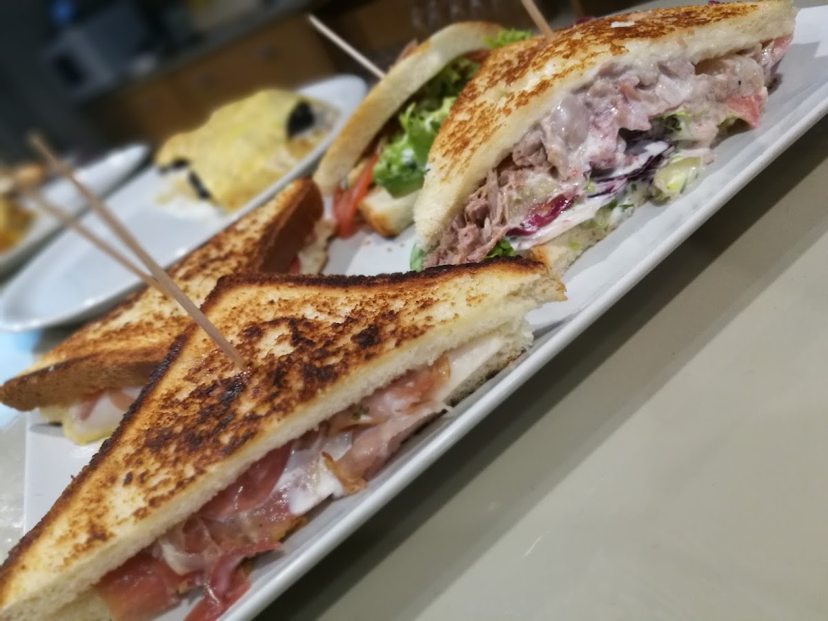 Cafeteria Meneses - 4