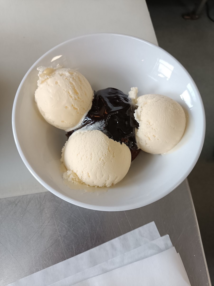 Broadway cafe - 8