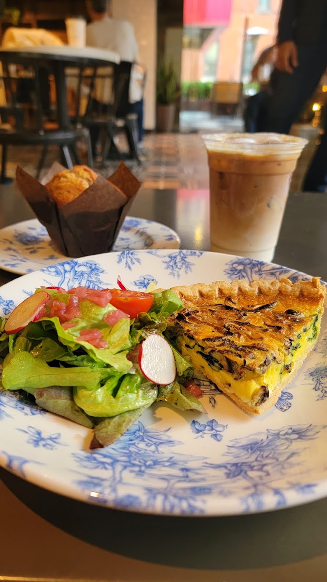 Cafe at Bobby - 5