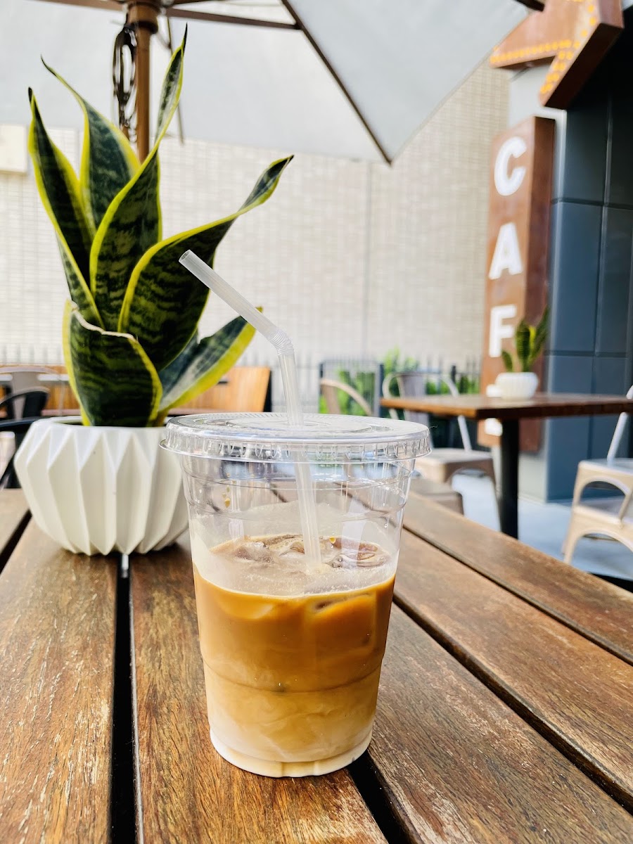 Cafe at Bobby - 6