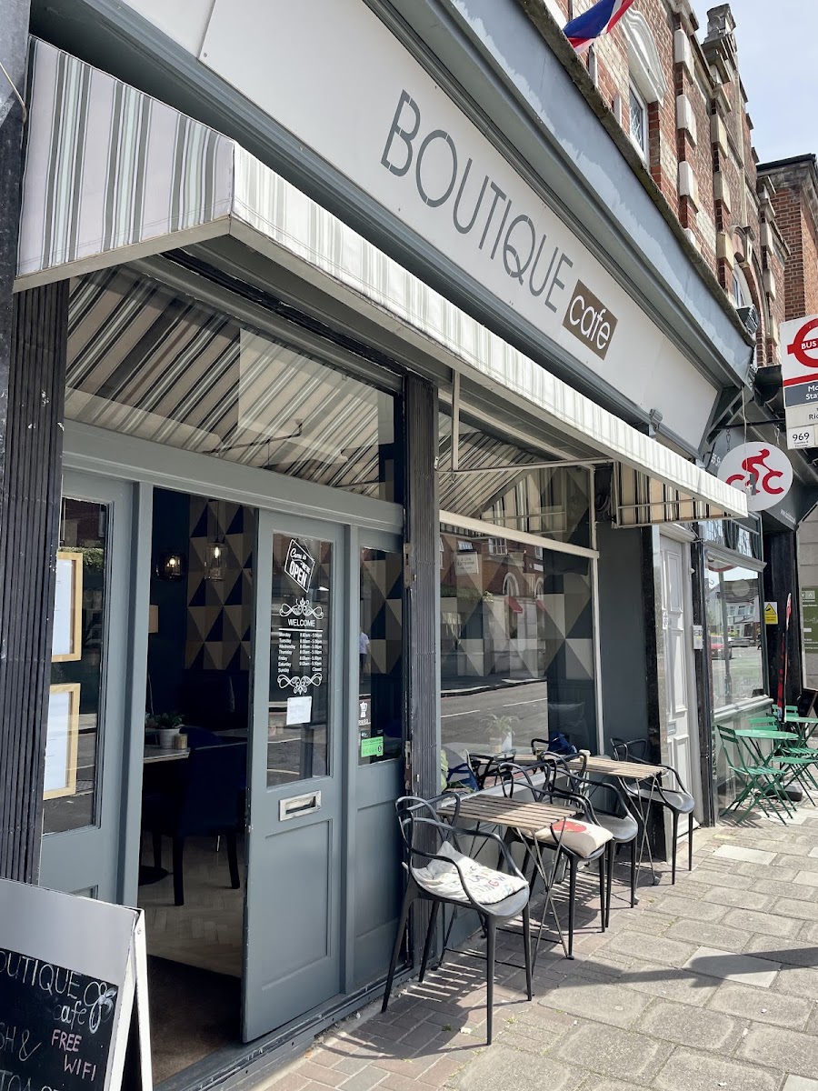 Boutique Café - 4