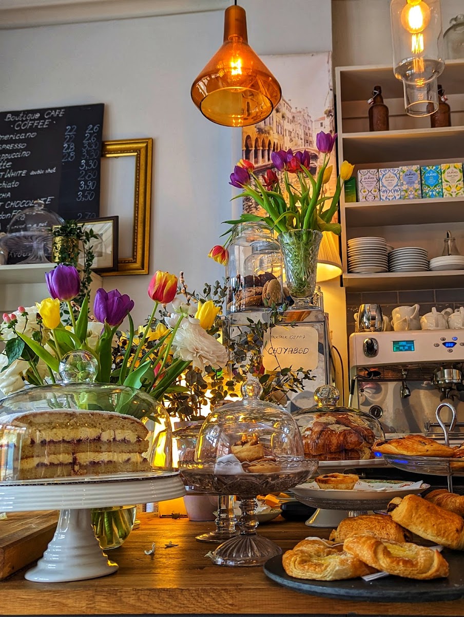Boutique Café - 8