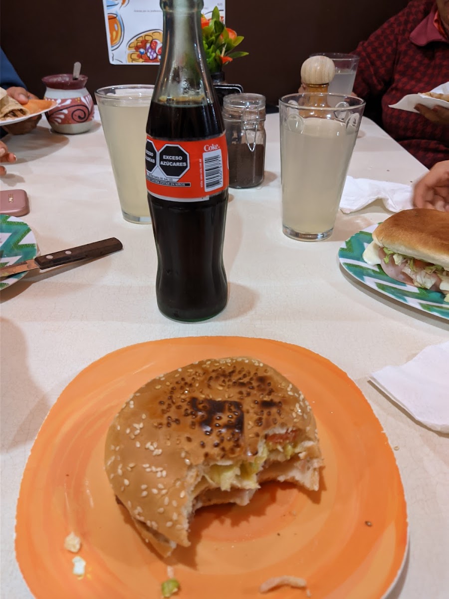 Cafeteria MI CAFE - 9