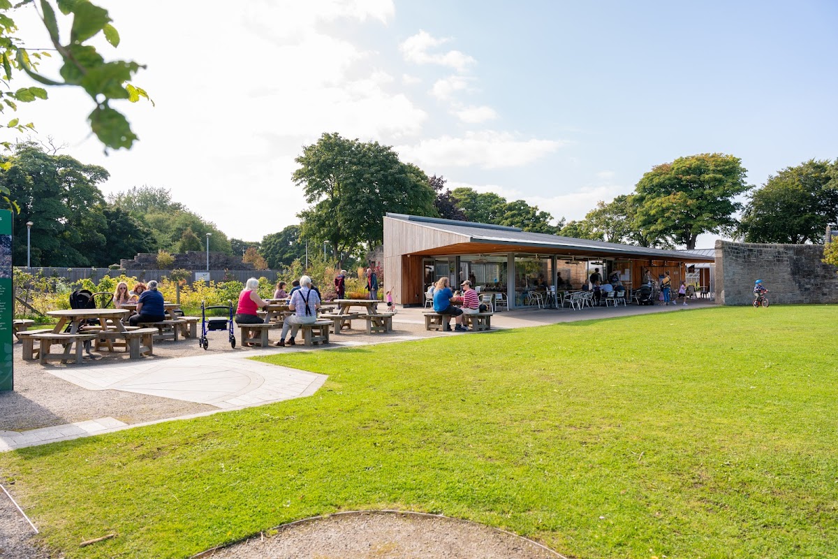 Four Square Park Café - 4