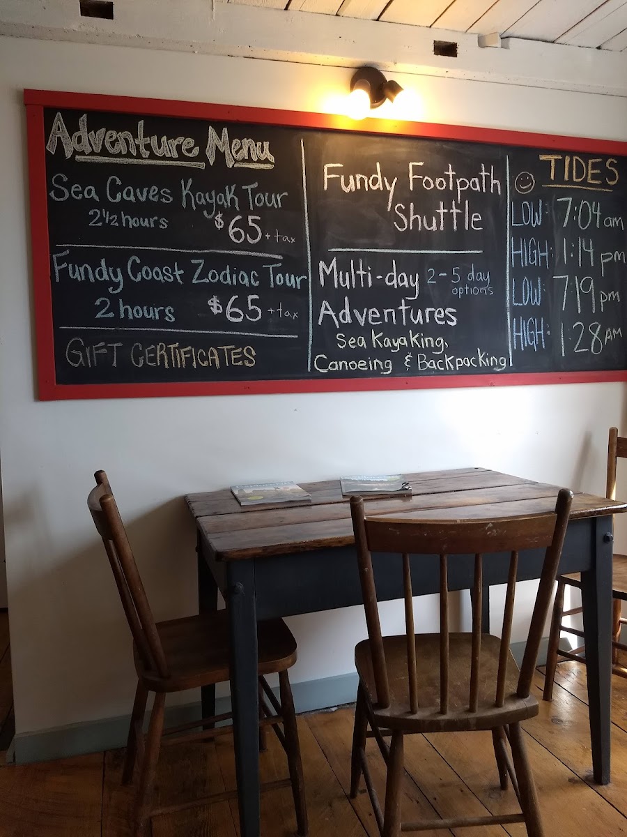 SHIPYARD CAFE - 4