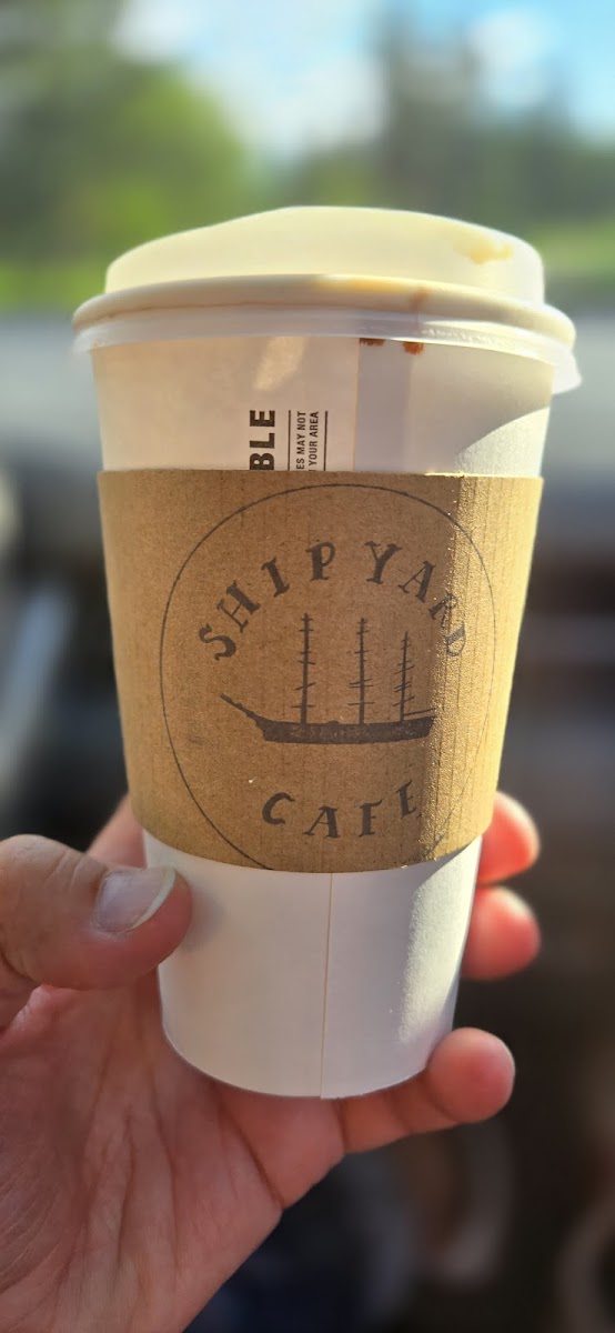 SHIPYARD CAFE - 8