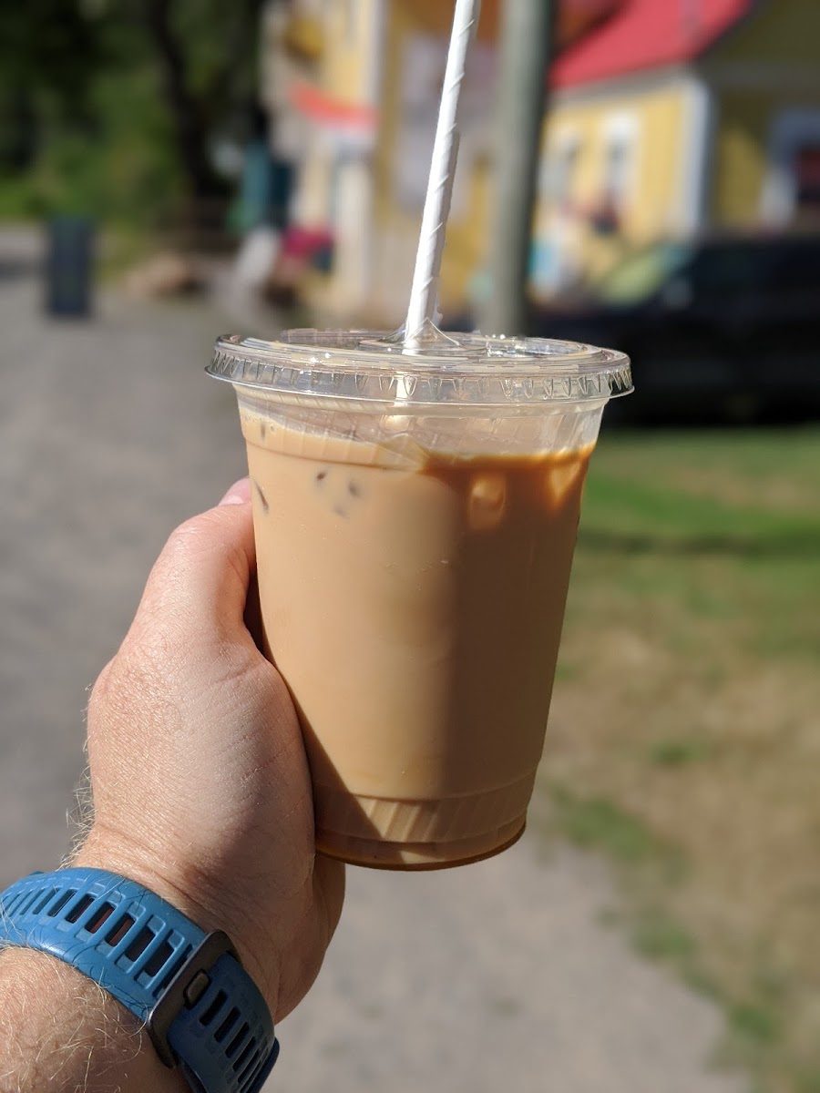 SHIPYARD CAFE - 9