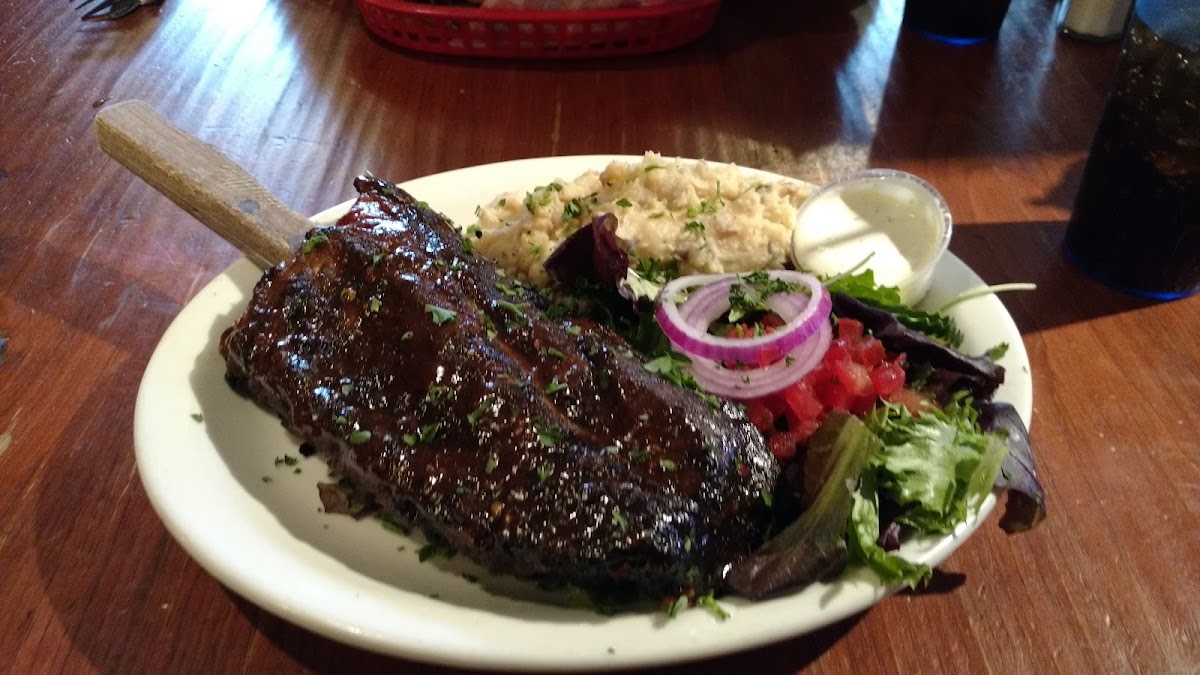 Sonney's BBQ Shack Bar & Grill - 7