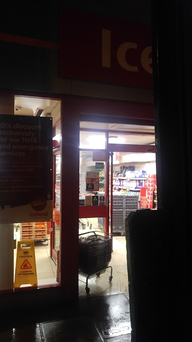 Iceland Supermarket Sudbury Hill - 6