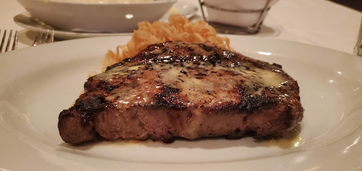 Hyde Park Prime Steakhouse - 2