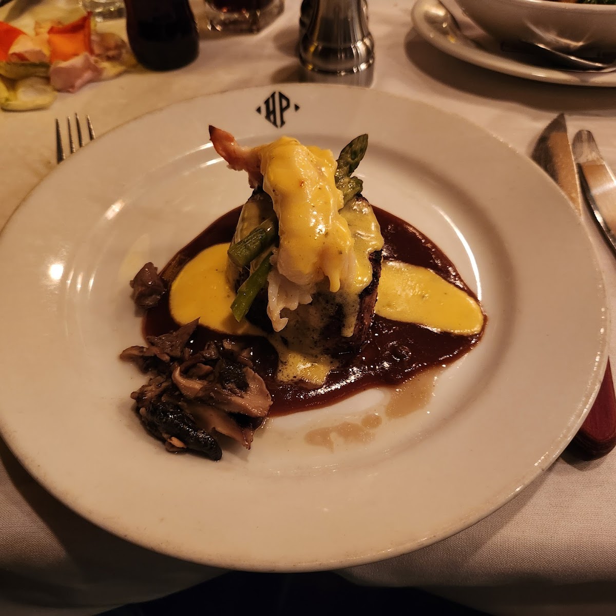 Hyde Park Prime Steakhouse - 3