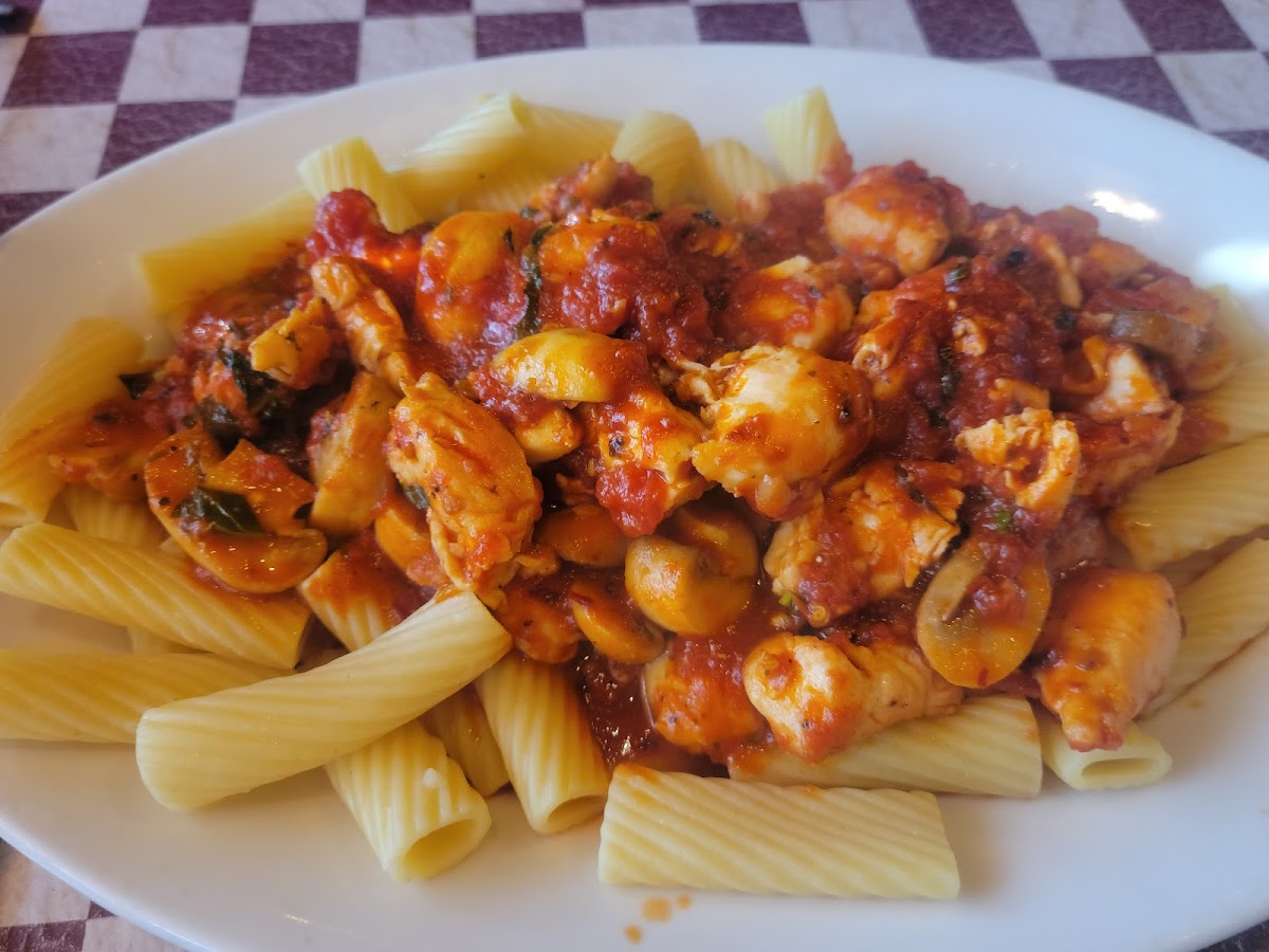 Dicicco's Italian Restaurant - 5