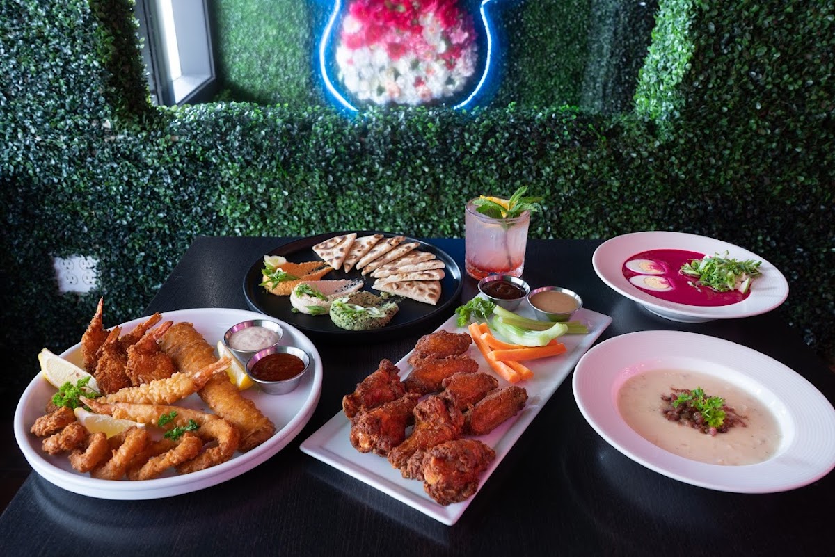 Pushkin Lounge & Bar - 3
