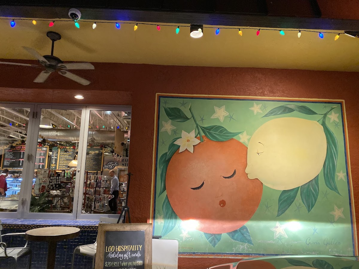 La Grande Orange Grocery & Pizzeria - 6