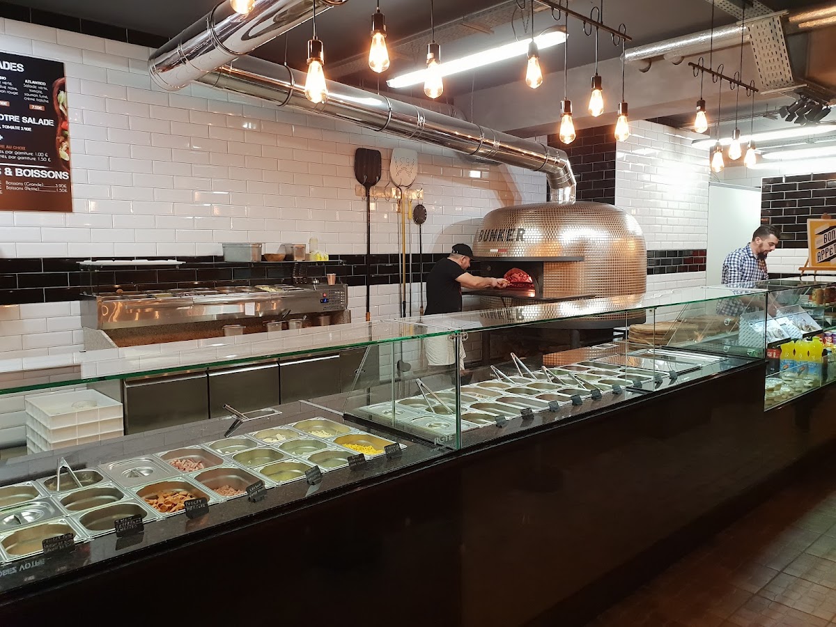 BUNKER PIZZA - 6