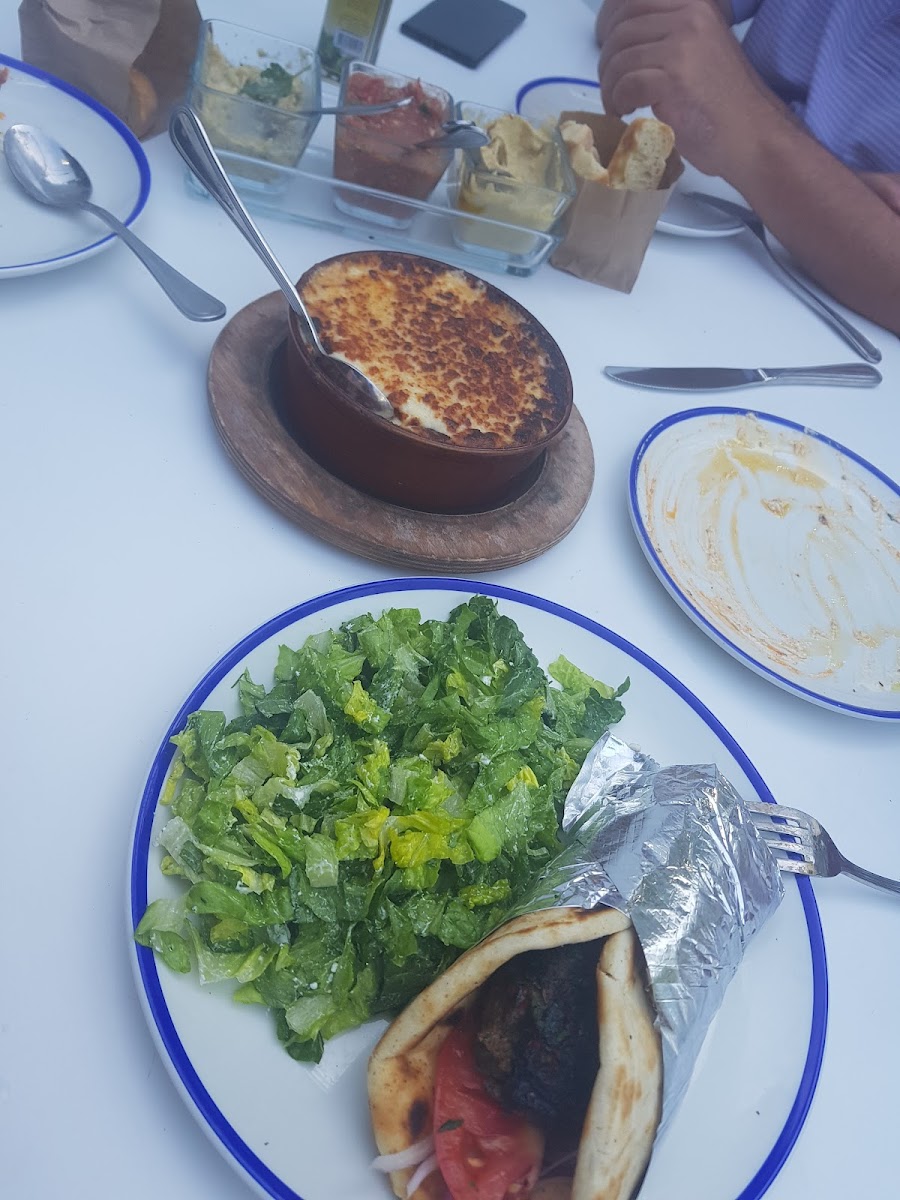 Mandolin Aegean Bistro - 6