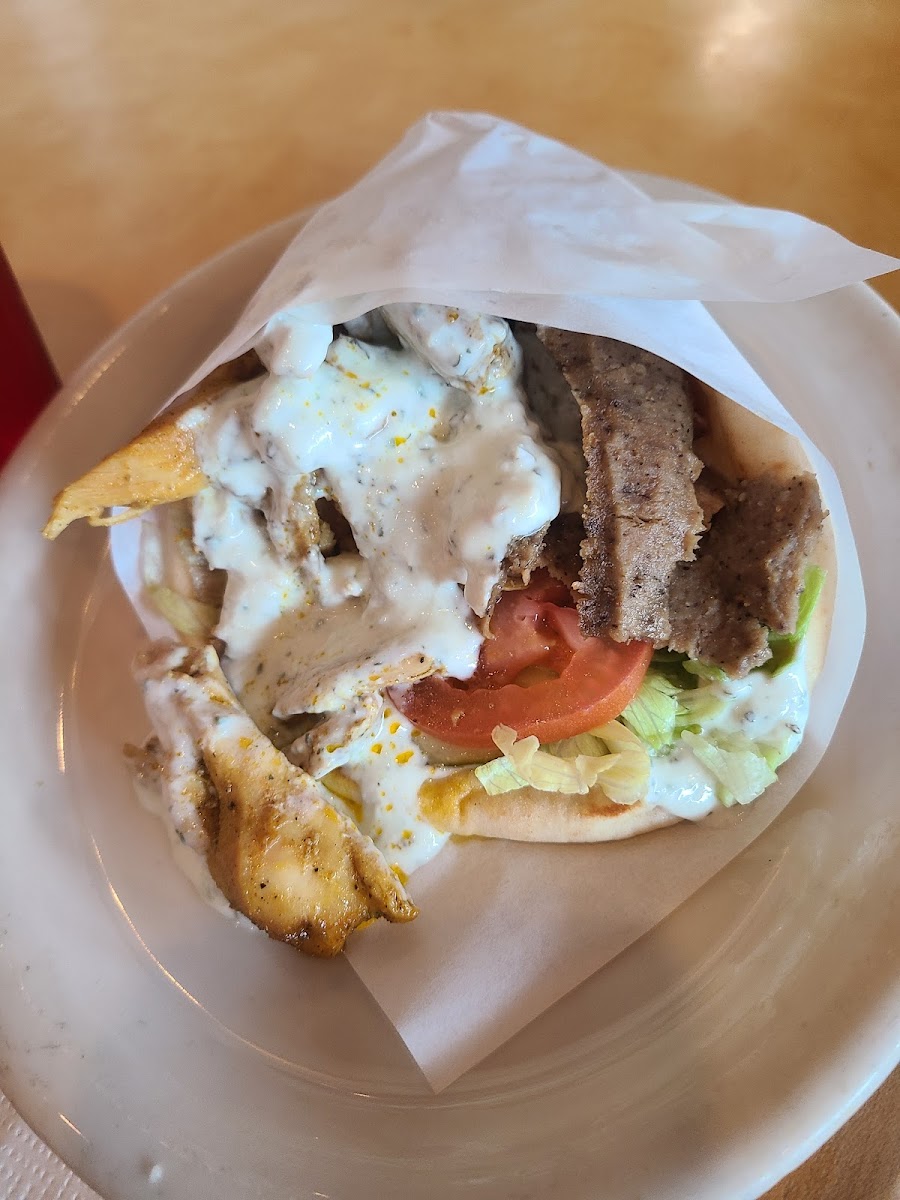 Gyro House Mediterranean Grill Beaverton - 4