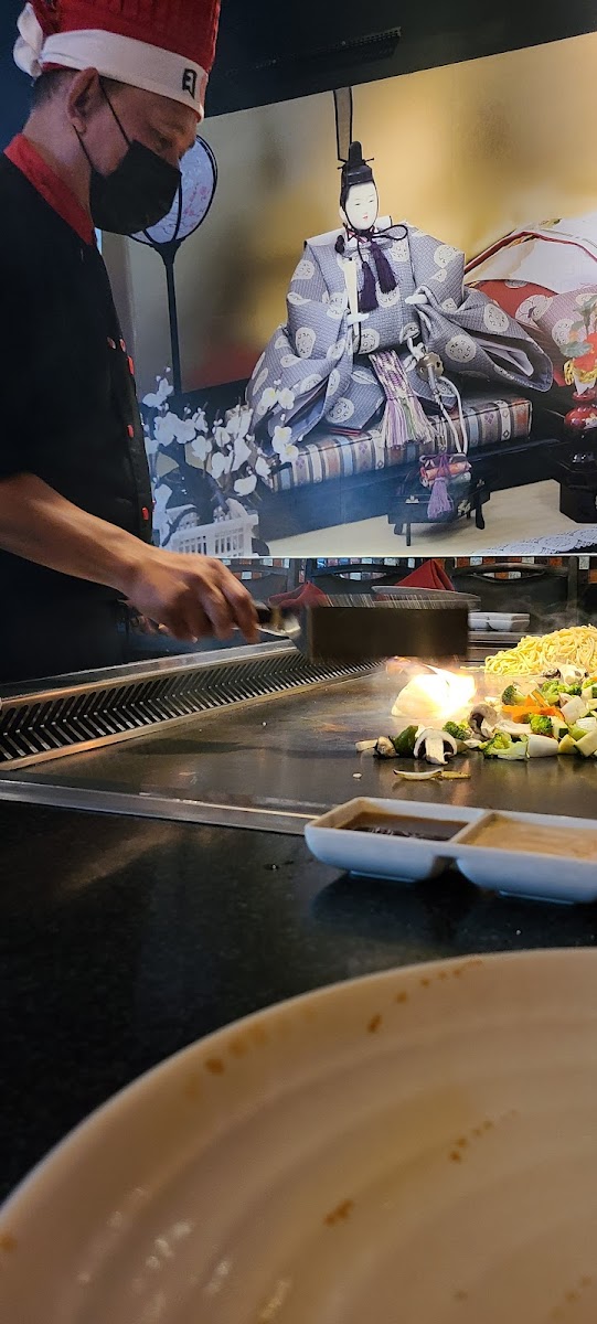 Wu's House Orland Park - 10