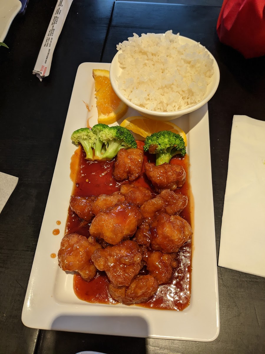 Wu's House Orland Park - 6