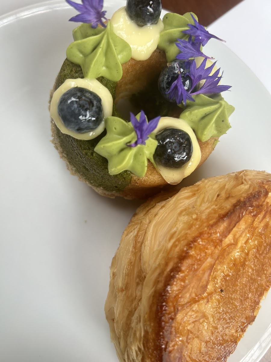 République Café Bakery & République Restaurant - 10