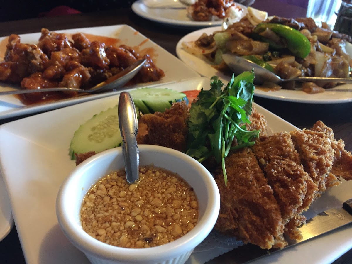 Sizzling Thai Kitchen - 4