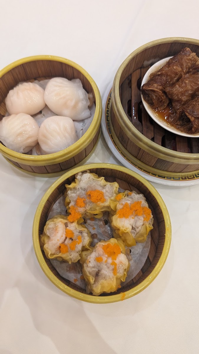 Happy Harbor Seafood Restaurant 凱悅大酒樓 - 5