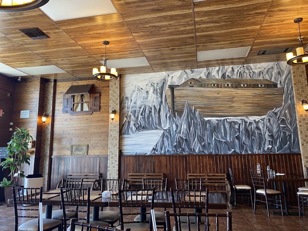 Noah's Ark Restaurant & Bakery - 4