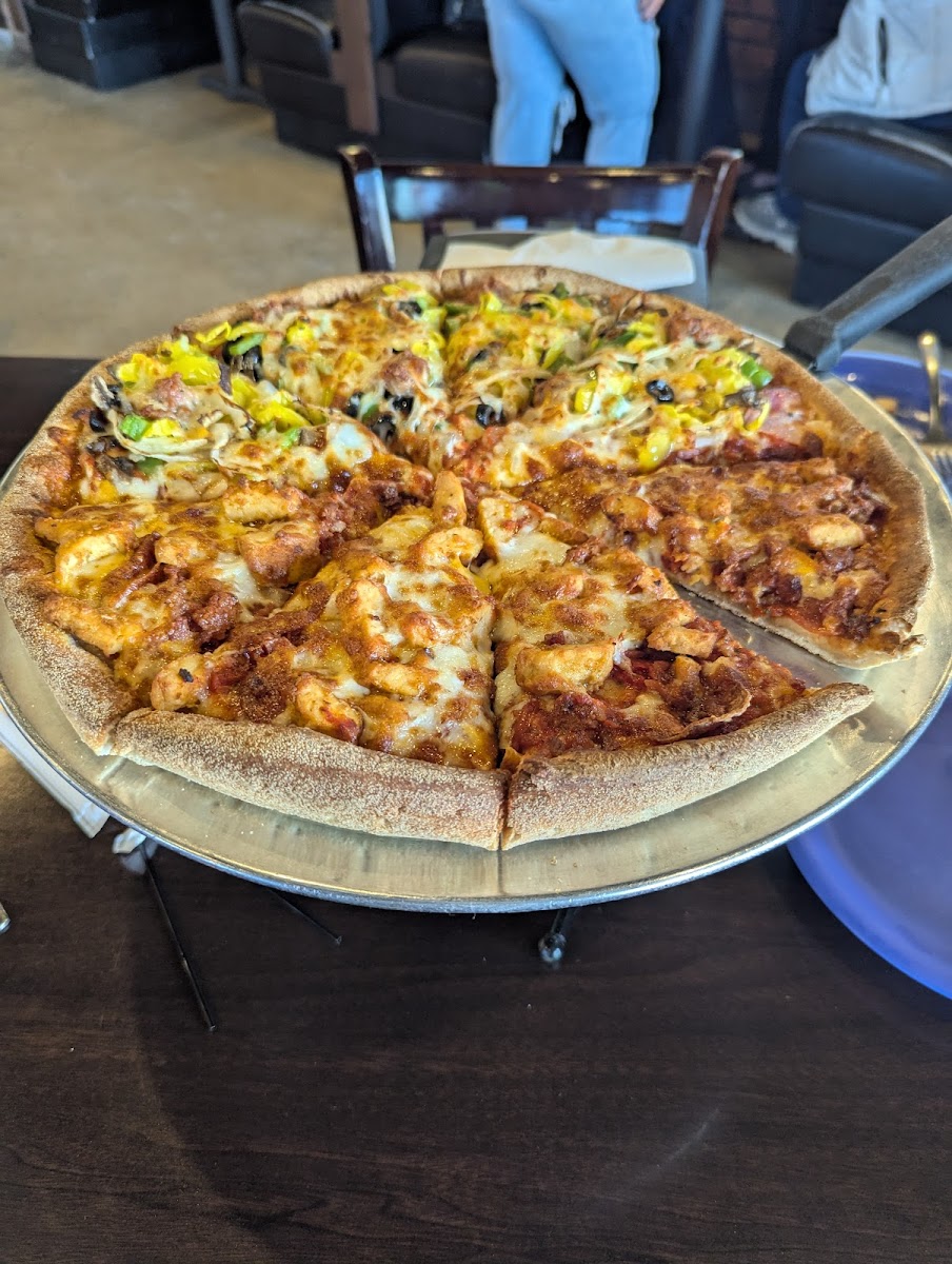 Flingers Pizza Pub - 9