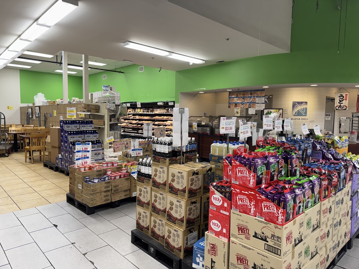 Nijiya Market Mountain View Store - 3