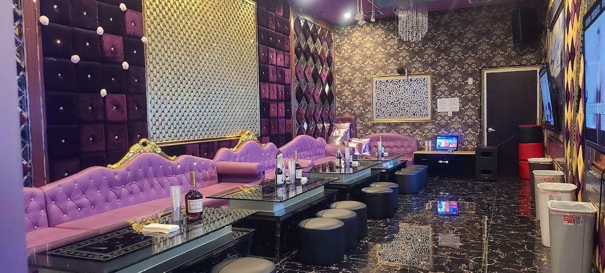 Golden Lounge KTV - 7