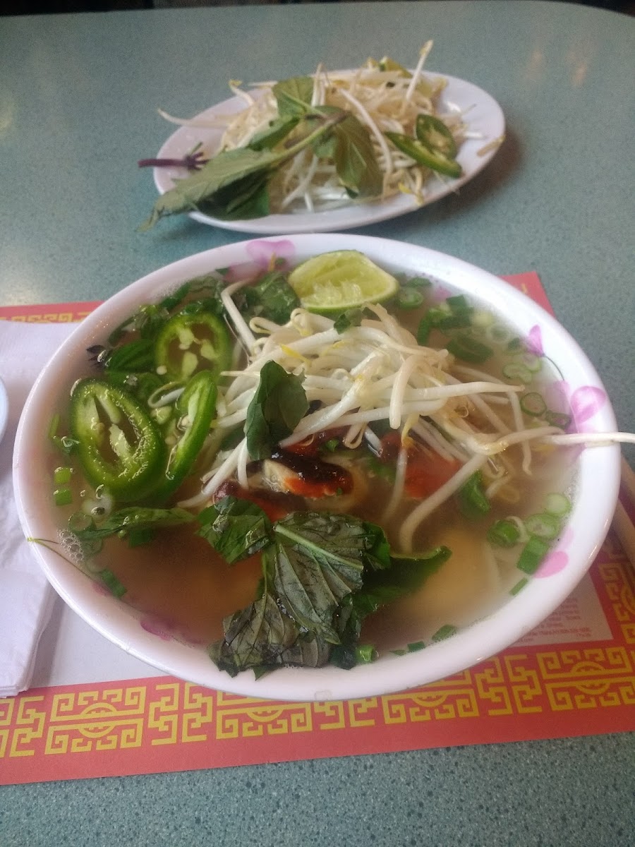 Phở & Café Saigon - 5