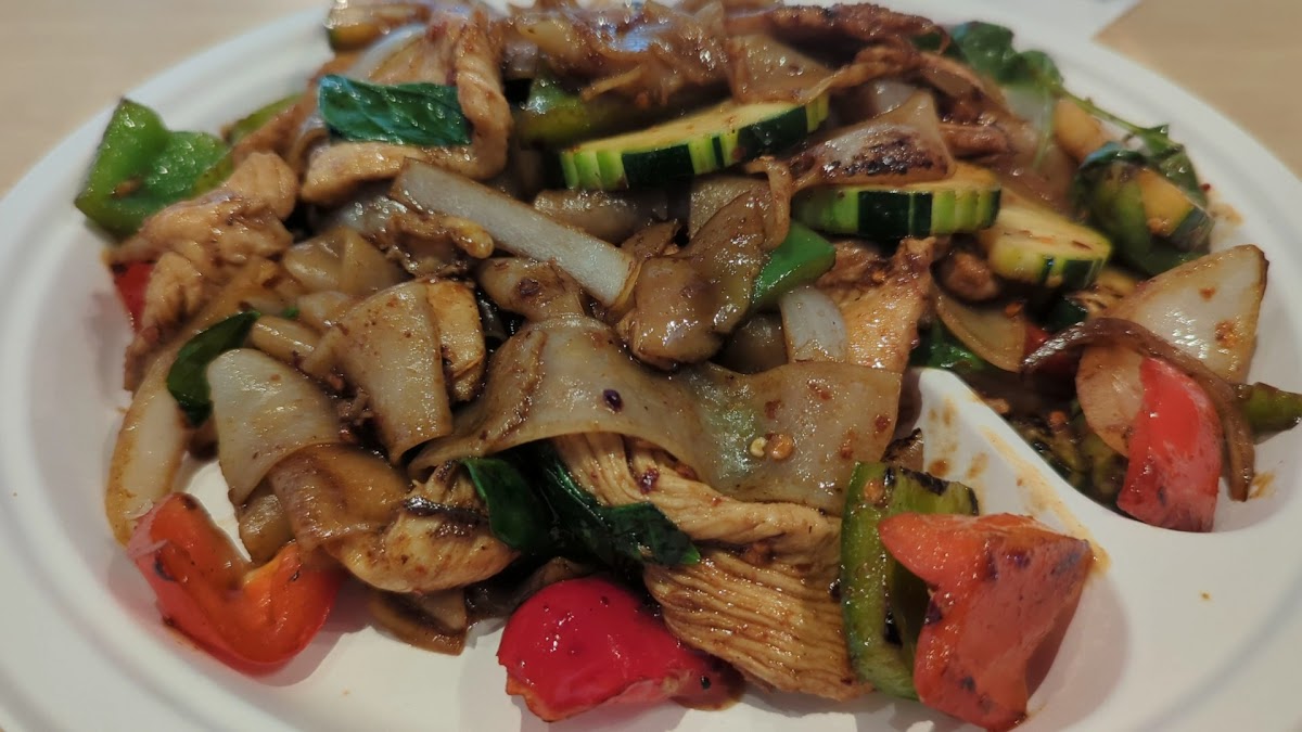 HUNGRY BOY Thai Cafe’ - 2