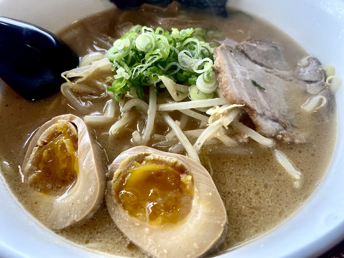 Ren's Ramen - 3