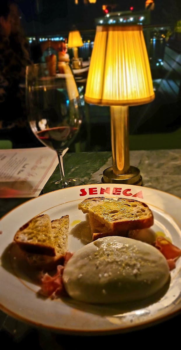 Seneca Trattoria - 8