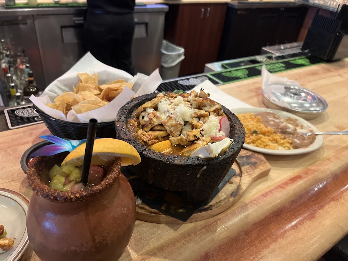 La Parrilla Mexican Restaurant & Bar - 3
