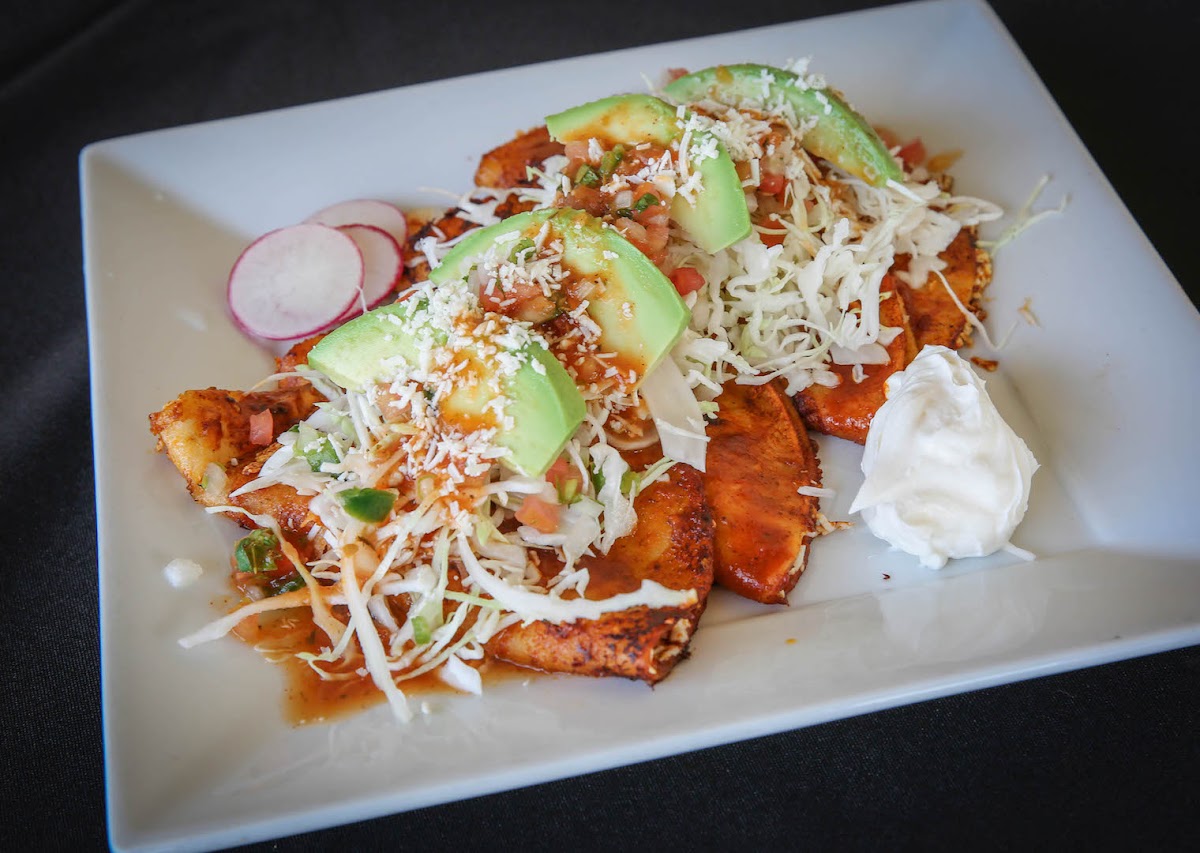 La Parrilla Mexican Restaurant & Bar - 8
