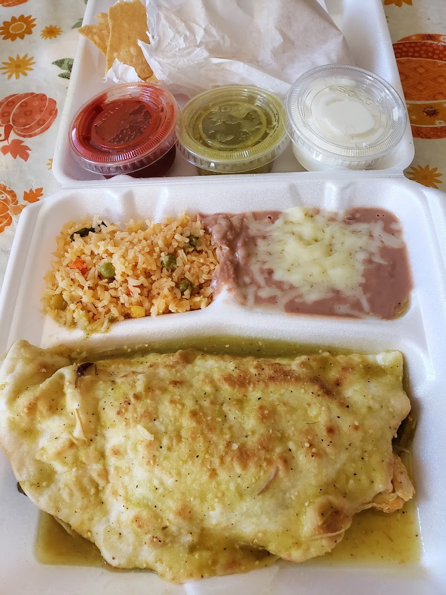 La Parrilla Mexican Restaurant & Bar - 9
