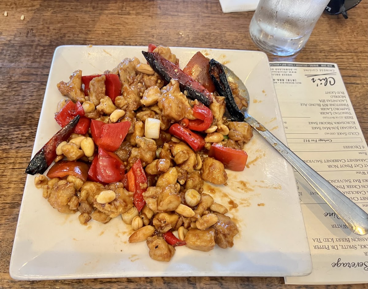 Chi's Chinese Cuisine - 6