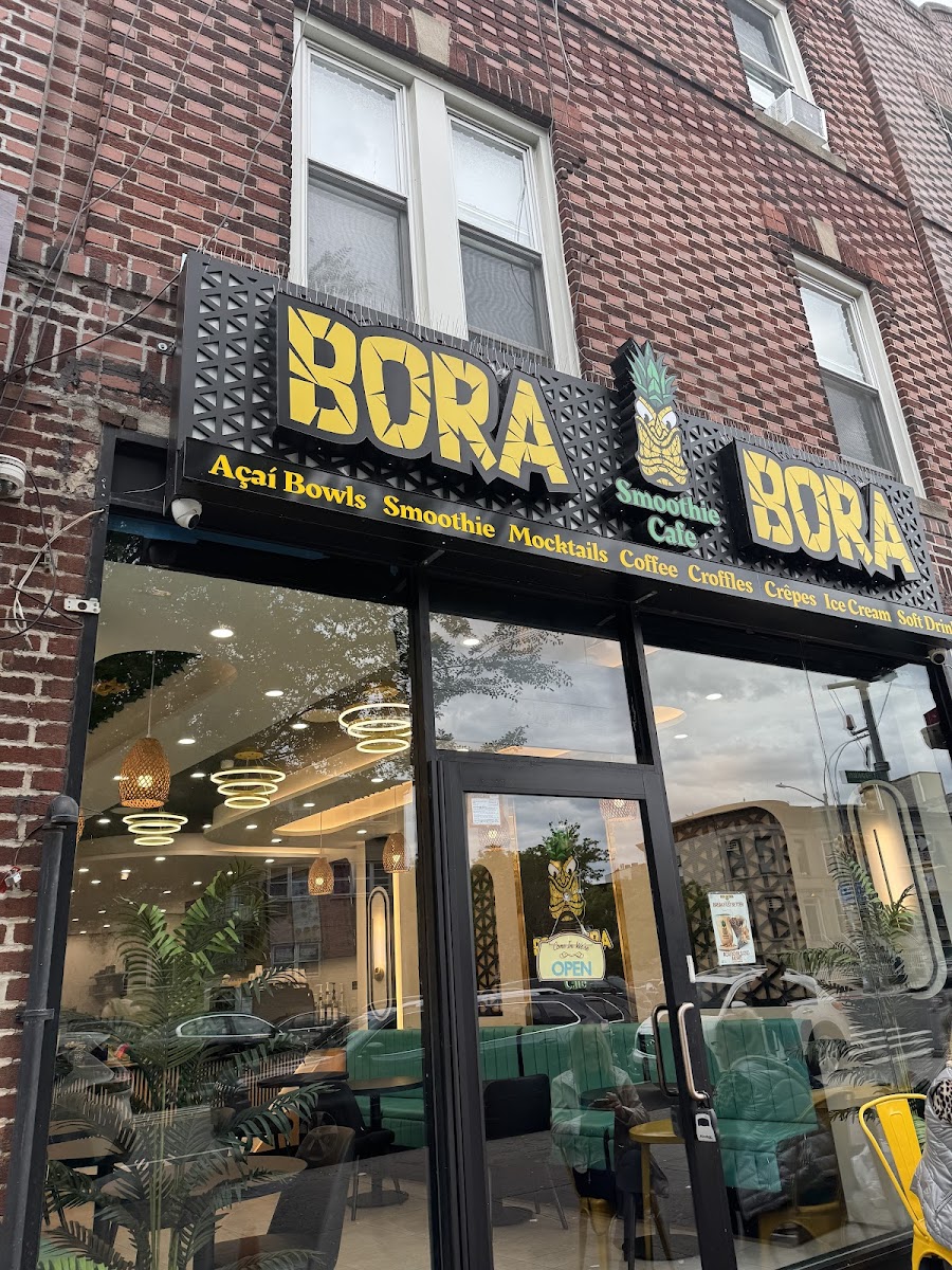 Bora Bora Smoothie Cafe - Fort Hamilton