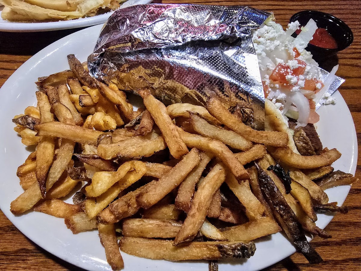Jimmy V's Grill & Pub - 3