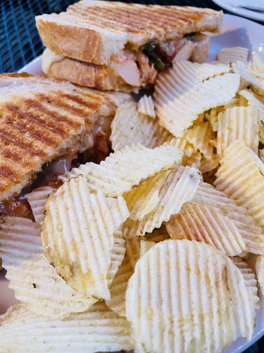 Jimmy V's Grill & Pub - 5